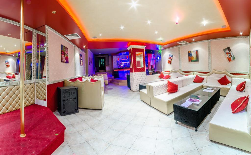 Hotel Cosmos Asenovgrad Bagian luar foto